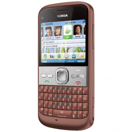 Nokia E5 - Vedere din fata/ dreapta (maro)