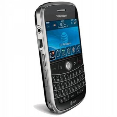 BlackBerry Bold 9000 - Vedere din stanga