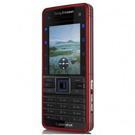 Sony Ericsson C902 - Varianta Luscious Red, vedere din fata/ dreapta