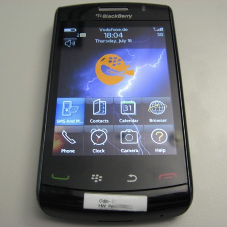 BlackBerry Storm2 9520 - Vedere din fata (preview), benezblog.de