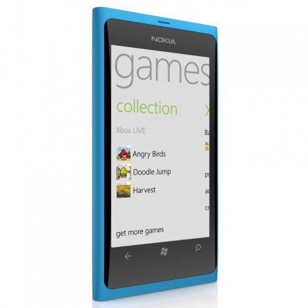 Nokia Lumia 800 - Vedere din fata/ stanga