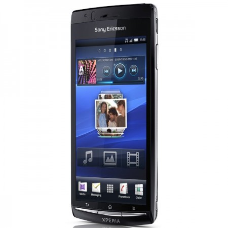 Sony Ericsson Arc - Vedere din fata/ dreapta
