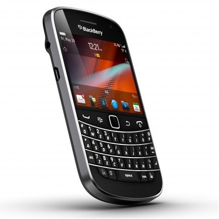 BlackBerry 9900 Bold Touch - Vedere din fata/ stanga