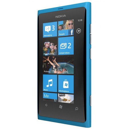 Nokia Lumia 800 - Vedere din fata/ dreapta