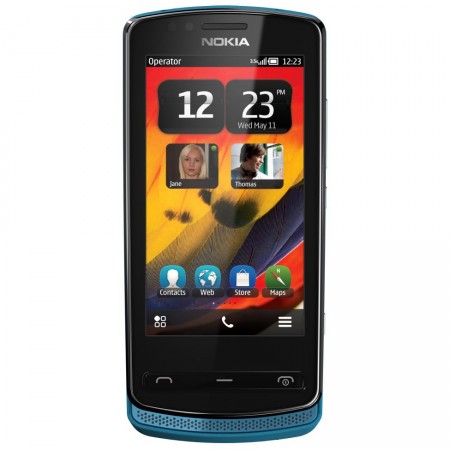 Nokia 700 - Vedere din fata
